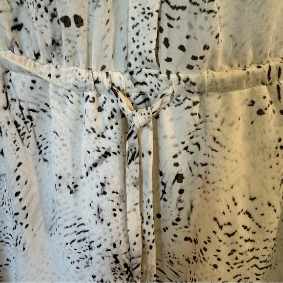 Aritzia Babaton Silk Patterned Dress - Picture 5 of 5